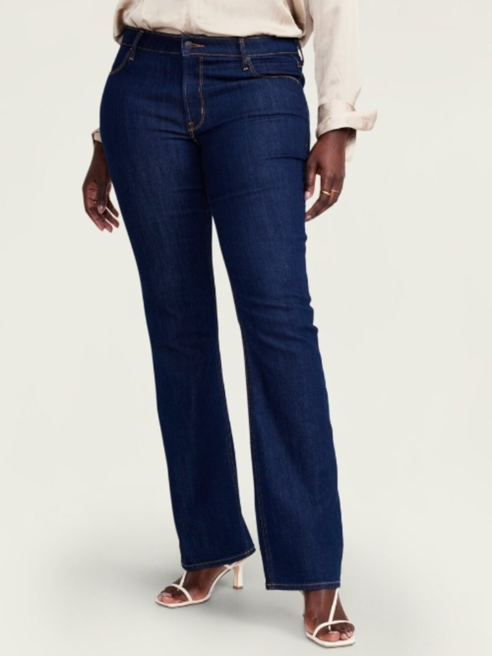 Old Navy Mid-Rise Kicker Boot-Cut Jeans 22 Long